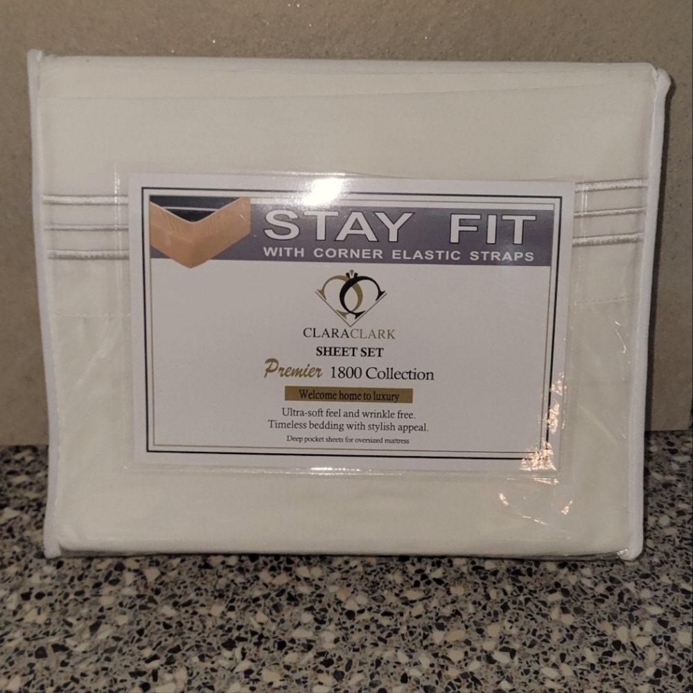 Clara Clark 1800 Series Bed Sheets Set-Stay fit on Mattress with Elastic Straps